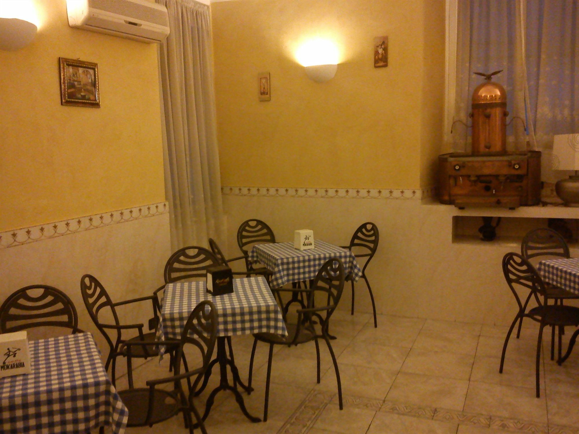 Armonia 2* Genua
